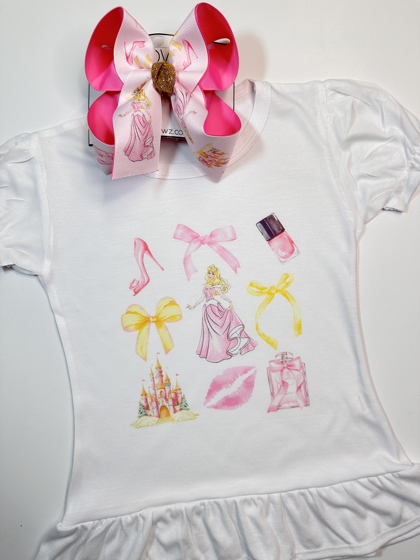 Choose your Disney Princess T- Shirt & Matching Hairbow ~ Disney Inspired Custom OOAK Exclusive Design