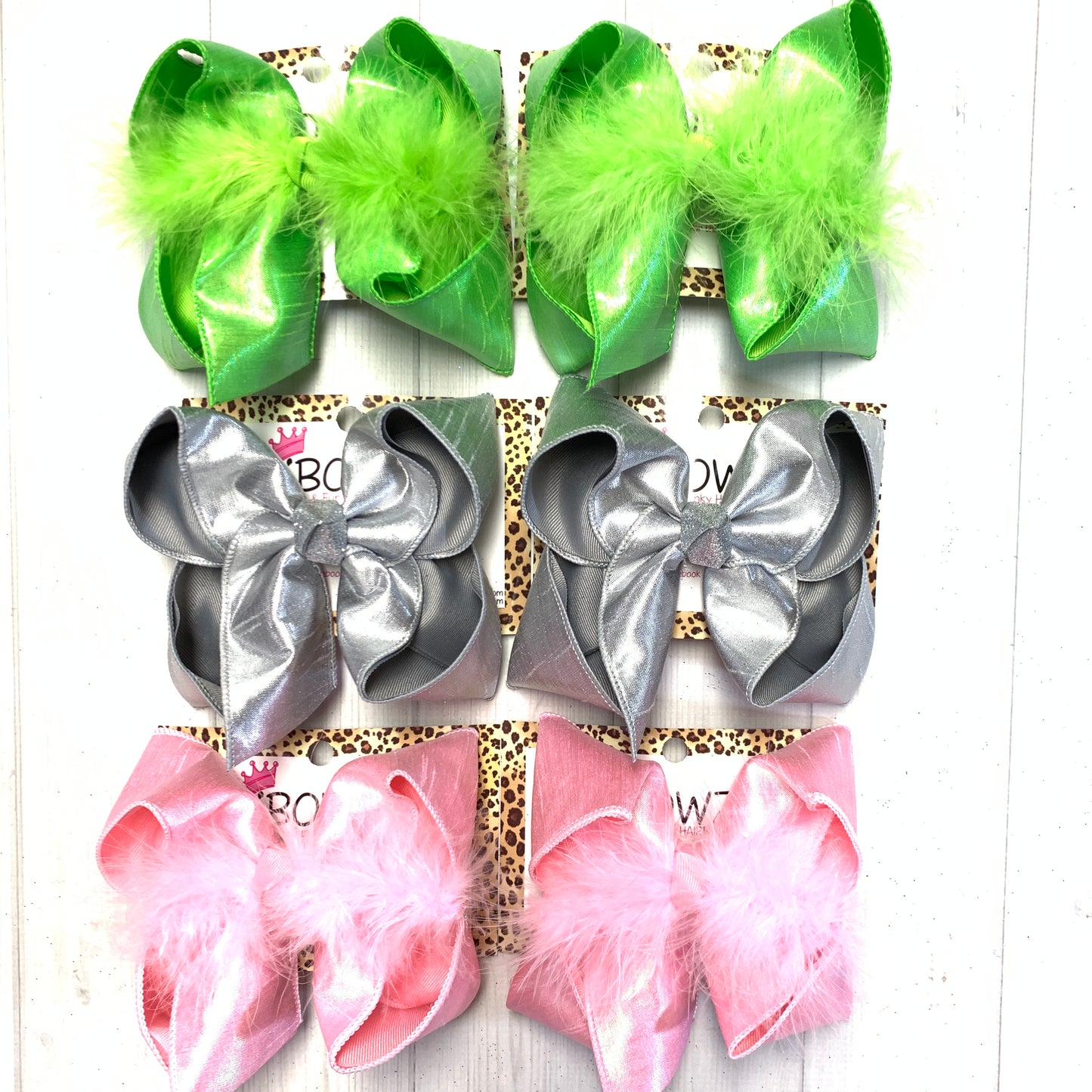 Shop The Wall ~ Ready 2 Ship ~ Large bows