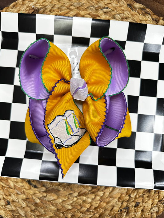 Mardi Gras Hairbow ~ Shake Your Booties off ~ Monogram Fun Bow for all your Mardi Gras Parades ~ Ribbon bows
