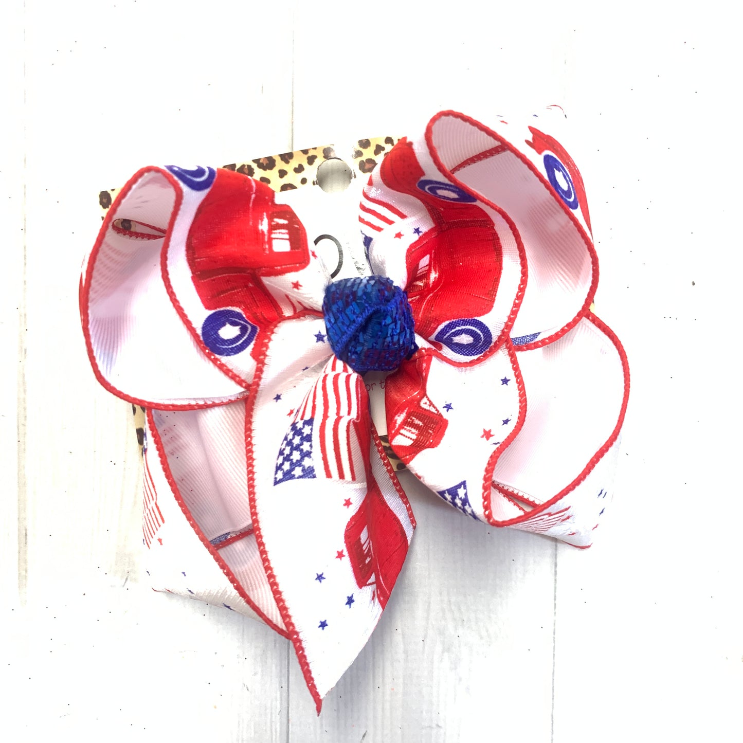 Vintage American Flag Truck Red White & Blue Fun iBOWZ ~ Perfect for all your Red white & Blue festivities